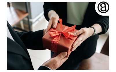 Arranging Corporate Christmas Gifts – Our Top Tips